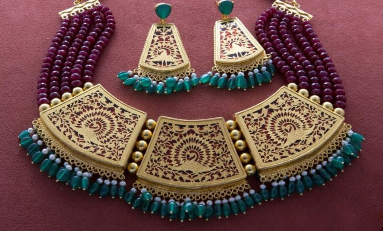 Thewa Art Jewellery : थेवा आर्ट ज्वैलरी के ये डिज़ाइन है बेहद खूबसूरत, देखे डिज़ाइन