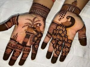 Latest Mehndi Design : सावन में यह मेहंदी डिजाइन आपके हाथों पर बहुत अच्छी लगेगी