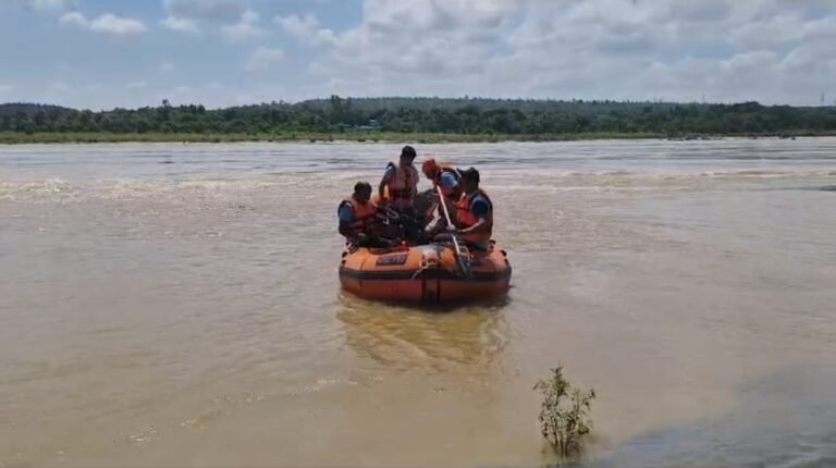 SIDHI - जीजा शाली ने नदी में कूद कर दी अपनी जान, पुलिस कर रही सोन नदी में तालाश