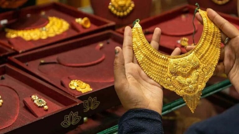 GOLD PRICE - सोने-चांदी के रेट गिरे, जानिए कितना सस्ता हुआ सोना-चांदी