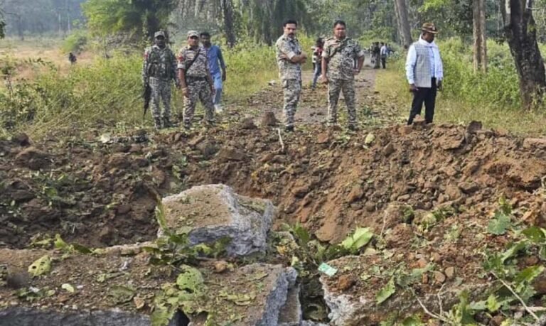 छत्तीसगढ़ में 08 जवान शहीद