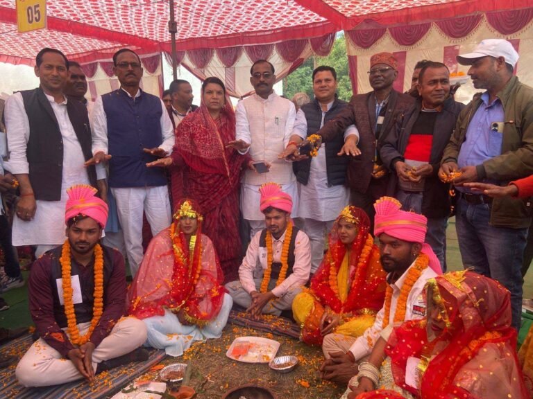 SINGRAULI - सामुदायिक भवन में सामूहिक विवाह कार्यक्रम का हुआ आयोजन