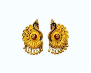 Gold Earring Designs: सिंपल लुक को स्टाइलिश बना देंगे ये गोल्ड इयररिंग्स,देखें लेटेस्ट डिजाइन्स