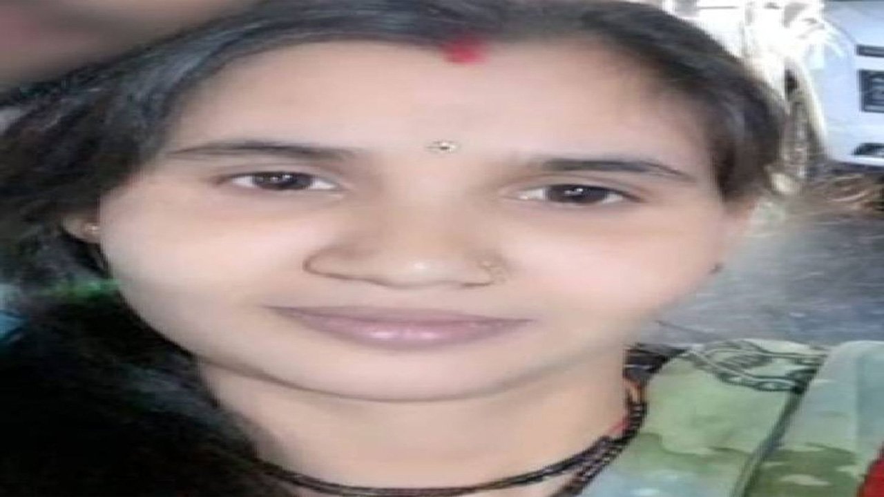 गर्लफ्रेंड के साथ भागा पति तो पत्नी ने किया सुसाइड