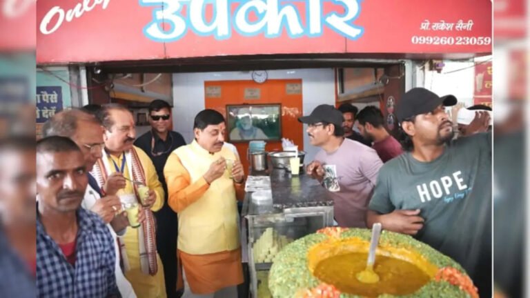 HURDANG NEWS - गर्मी से परेशान डॉ. मोहन यादव ने पिया लस्सी