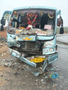 Singrauli सीधी मुख्य सड़क पर भीषण सड़क हादसा