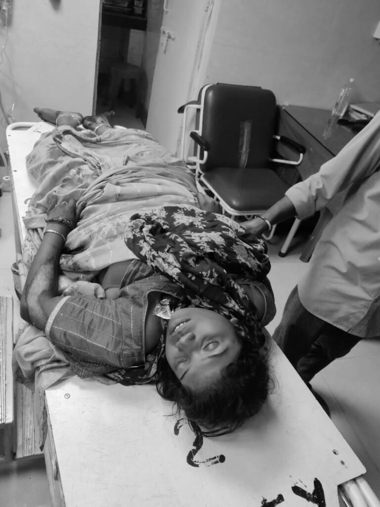 ट्रेलर की चपेट में आने से एनसीएल कर्मी के पत्नी की मौत