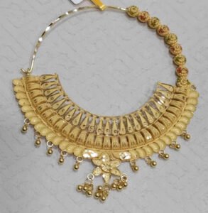 Gold nath design: दुल्हन के लिए लेटेस्ट गोल्ड नथ डिज़ाइन देखे