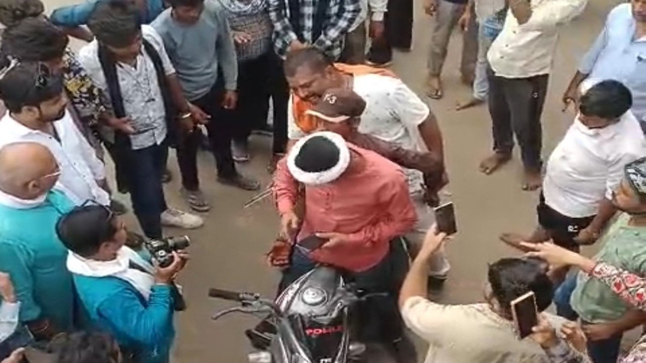 SATNA NEWS - सतना में पति ने पत्नी पर किया चाकू से हमला