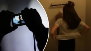 MP NEWS- शहडोल में कपड़ा दुकान में हिडन कैमरा, लड़कियों के वीडियो बना कर देखता था युवक 1 MP NEWS- शहडोल में कपड़ा दुकान में हिडन कैमरा, लड़कियों के वीडियो बना कर देखता था युवक