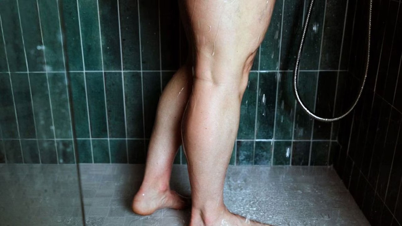 MP - पड़ोसी ने नहाते वक्त बनाया लड़की का वीडियो