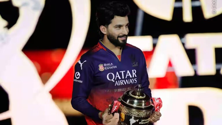 RCB ने जीता पहला आईपीएल खिताब, खिलाड़ियों ने मनाया जबरदस्त जश्न