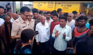 Singrauli- दूध बेचने जा रहे युवक को ट्रक वाहन ने कुचला, हुई दर्दनाक मौत