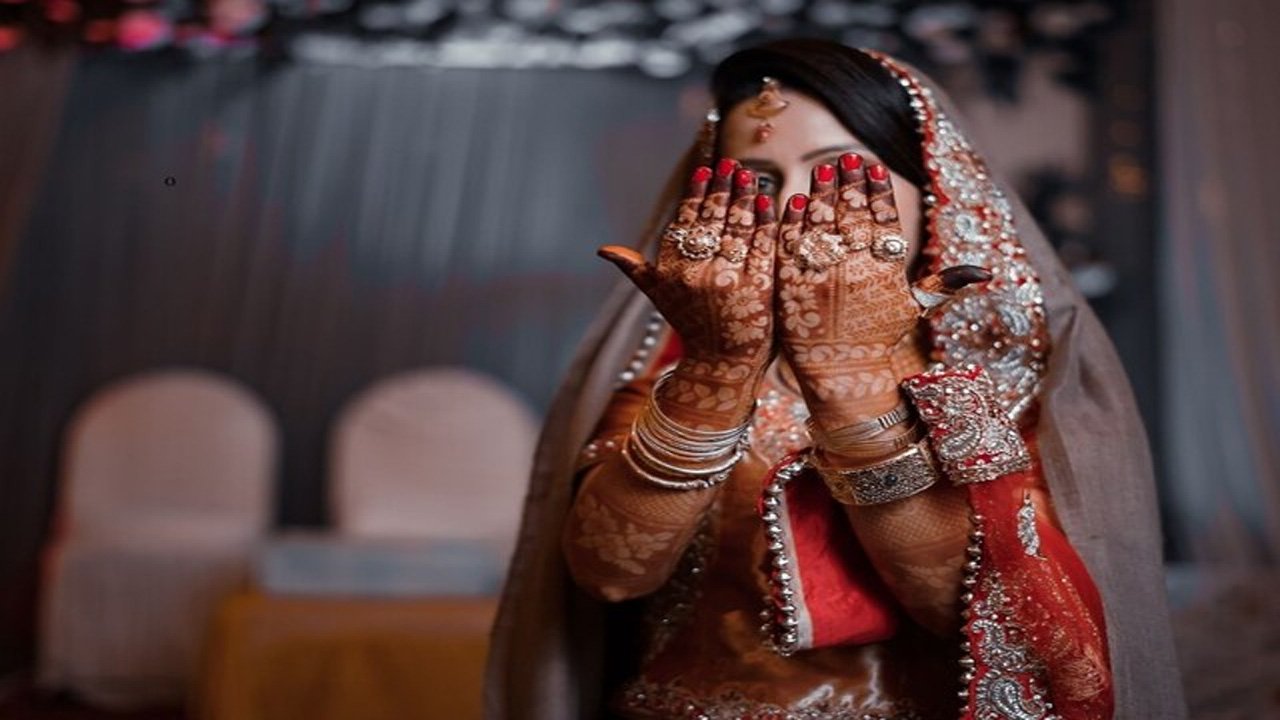 शादी को बना लिया 'धंधा'? पांचवीं शादी के बाद देवर से प्यार, पति हैरान