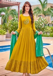 Anarkali Kurtis design: इस फेस्टिव सीजन में ट्राई करें अनारकली कुर्तियों के लेटेस्ट डिजाइन, दिखेंगी कमाल 3 Anarkali Kurtis design: इस फेस्टिव सीजन में ट्राई करें अनारकली कुर्तियों के लेटेस्ट डिजाइन, दिखेंगी कमाल