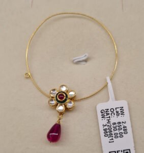 Gold Nath: त्योहारों के लिए खरीदें ऐसी सोने की नथ, 2025 के लेटेस्ट डिज़ाइन यहाँ देखें