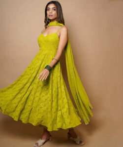 बेहद खूबसूरत Floral Print kurti के लेटेस्ट डिज़ाइन देखे