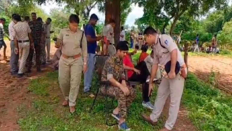 नरबलि..चबूतरे पर मिला कटा सिर, झंडा और नारियल