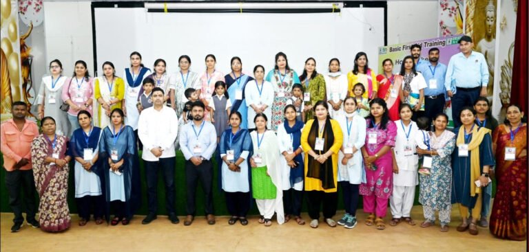 Singrauli : एनसीएल गृहिणियों को सिखा रही प्राथमिक उपचार के गुर