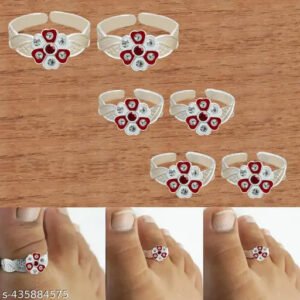 Toe Ring Design: ट्रेंडी टो रिंग डिज़ाइन आप के पैरों की खूबसूरती बढ़ाएँ 4 Toe Ring Design: ट्रेंडी टो रिंग डिज़ाइन आप के पैरों की खूबसूरती बढ़ाएँ