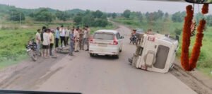 Singrauli-रफ्तार का कहर,बाईक व बोलेरो वाहन में जोरदार टक्कर