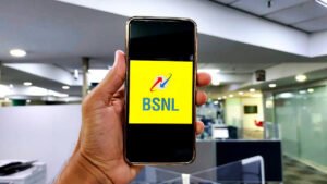 BSNL Recharge Plans: BSNL गरीबों के लिए लेकर आया है सस्ते रिचार्ज प्लान, मिलेगी 365 दिनों की वैलिडिटी 3 BSNL Recharge Plans: BSNL गरीबों के लिए लेकर आया है सस्ते रिचार्ज प्लान, मिलेगी 365 दिनों की वैलिडिटी