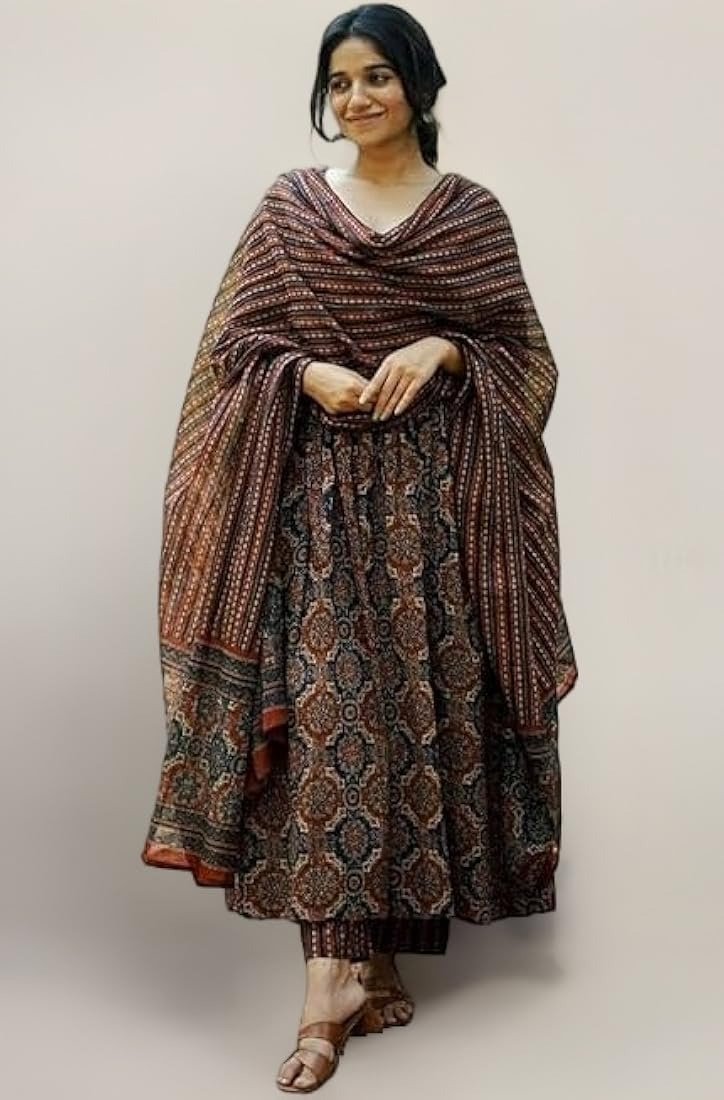 Stylish Kurta Pant: ऑफिस पार्टी में दिखेंगी खूबसूरत ,पहने ये कुर्ता सेट डिज़ाइन