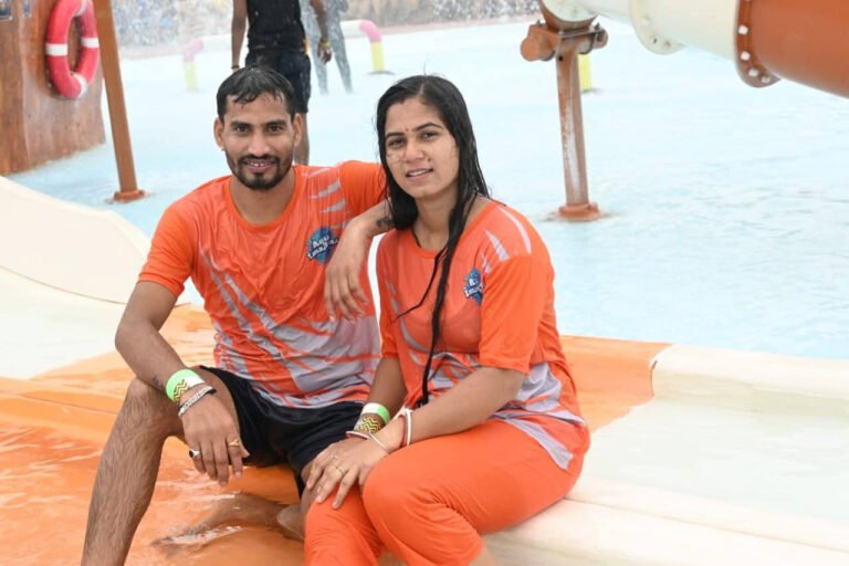 Singrauli - बाइक से गिरकर महिला की मौत, मायके पक्ष ने लगाया हत्या का आरोप