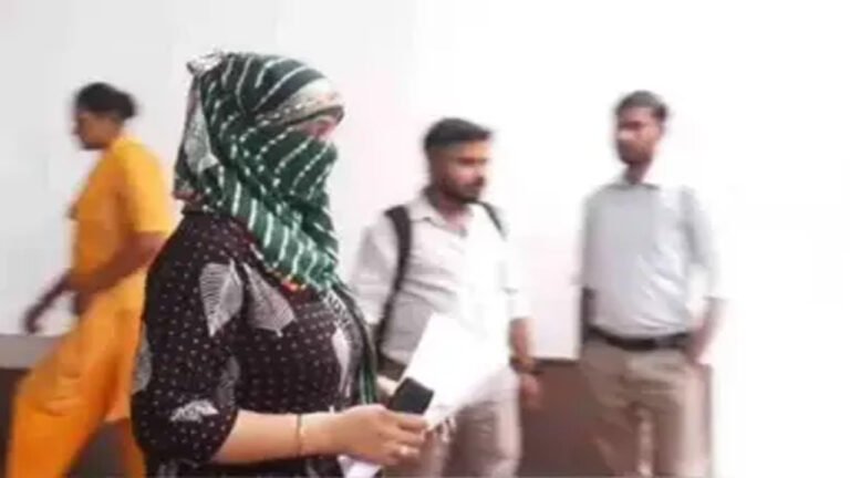 सास कहती है- जब तक शादी नहीं होती खुश करती रहो..