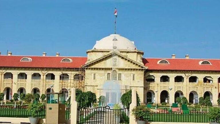 IPS पिता ने सिपाही को किया बर्खास्त, वकील बेटी ने केस लड़कर उसे कराया बहाल