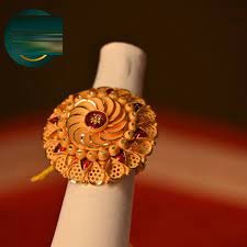 Gold Ring Design: गोल्ड रिंग के ये लेटेस्ट डिजाइंस हैं शानदार, मिलेगा स्टाइलिश लुक