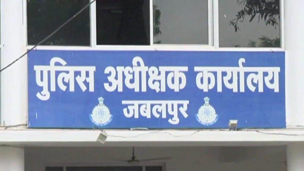 कलयुगी बेटो ने पिता का पहले बाधा हाथ और पैर, फिर फेक दिया नदी में, हुई मौत