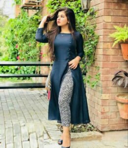 Cigarette Pants Kurti: सिगरेट पैंट के साथ इस तरह की कुर्ती बहुत खूबसूरत लगेगी