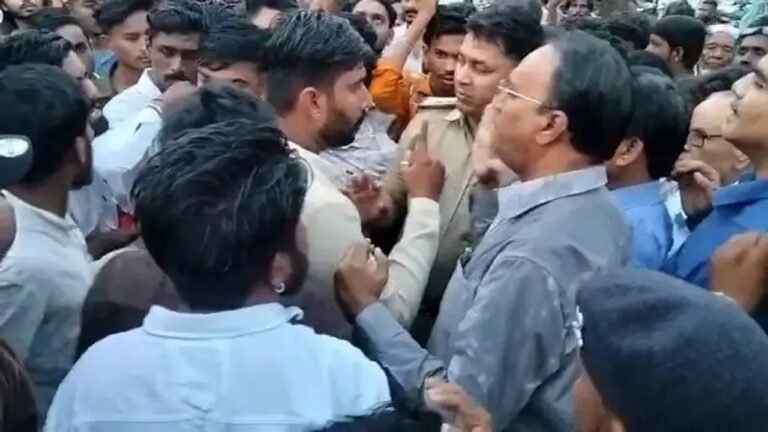 मुझे बच्चा पैदा करना मत सिखाओ... प्राचार्य के बिगड़े बोल, माफी के बावजूद छात्रों ने किया आंदोलन