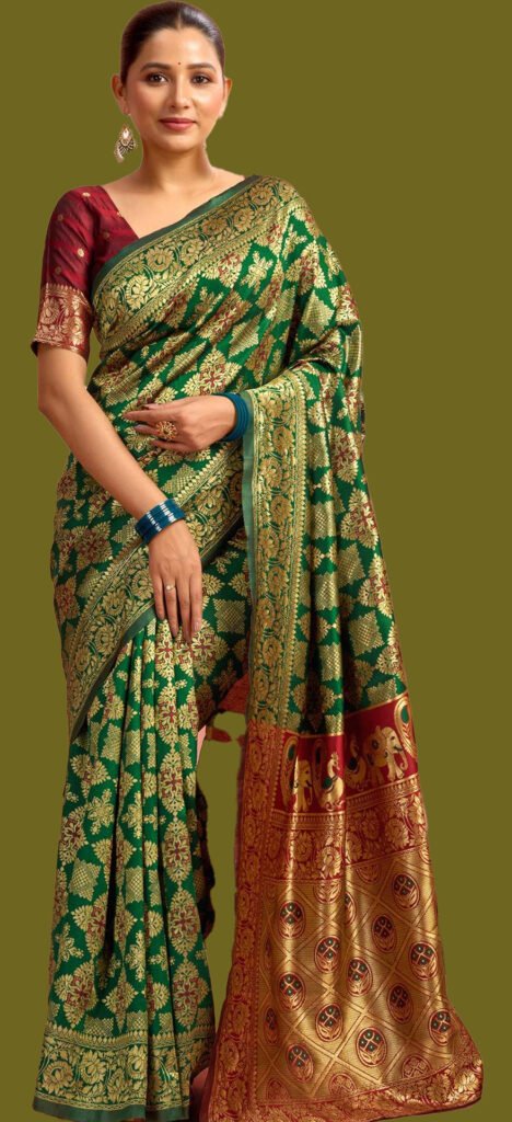 सास और बहू दोनों के लिए बेस्ट हैं इस तरह की साड़ी, Hartalika Teej बन जाएगा यादगार 1 सास और बहू दोनों के लिए बेस्ट हैं इस तरह की साड़ी, Hartalika Teej बन जाएगा यादगार