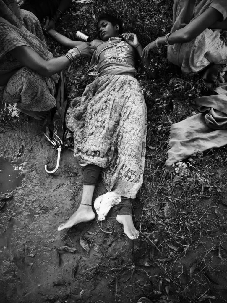 SINGRAULI - आकाशीय बिजली गिरने से दो लोगों की दर्दनाक मौत, देखे Video