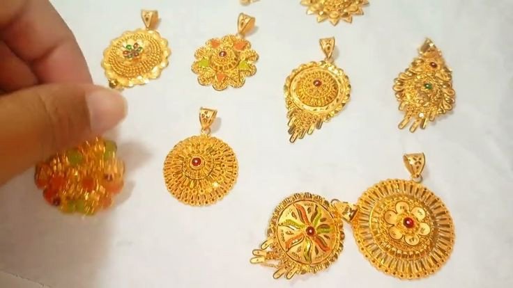Jitiya Gold Locket Designs: जितिया व्रत 2025 के लिए जितिया लॉकेट के नए डिज़ाइन बनवाएँ 3 Jitiya Gold Locket Designs: जितिया व्रत 2025 के लिए जितिया लॉकेट के नए डिज़ाइन बनवाएँ