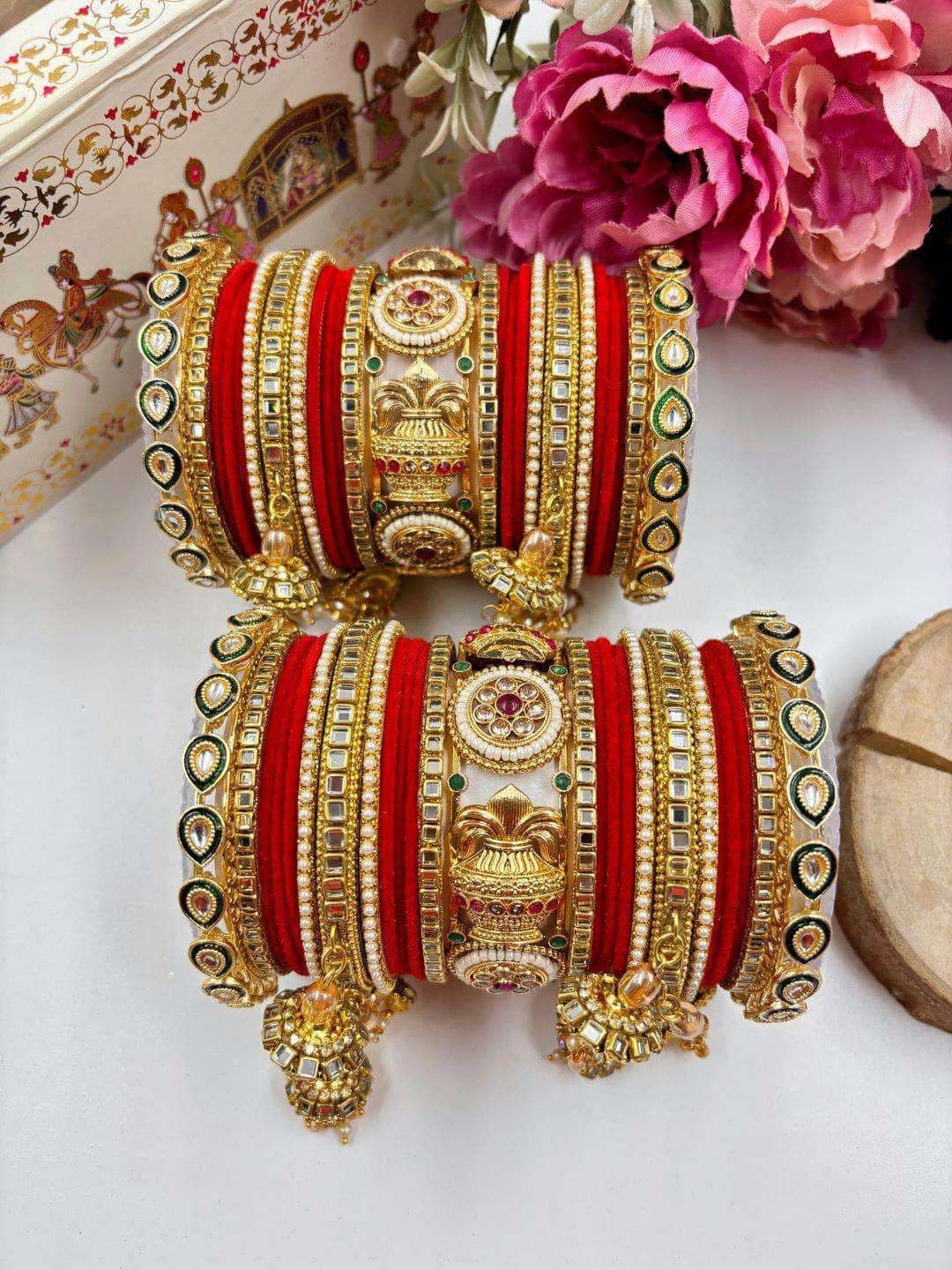 Bangle Design Pattern: दुल्हन के श्रृंगार में चार चाँद लगा देंगी ये खूबसूरत चूड़ियाँ, देखें ट्रेंडी डिज़ाइन