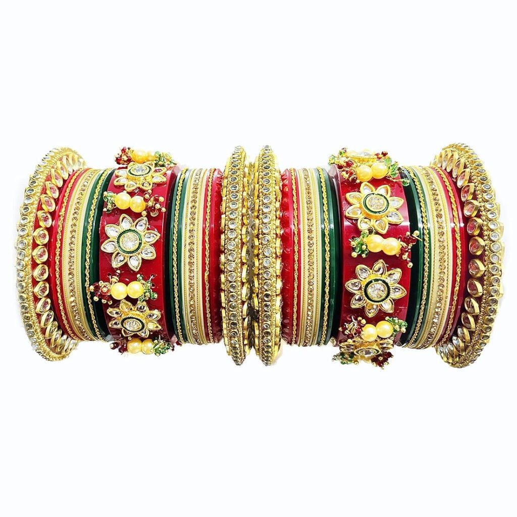 Special Red Bangles: इस नवरात्रि ट्राय करें रेड बैंगल्स का लेटेस्ट कलेक्शन