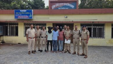 सिंगरौली में हुई लूट, 03 आरोपी गिरफ्तार 7 सिंगरौली में हुई लूट, 03 आरोपी गिरफ्तार