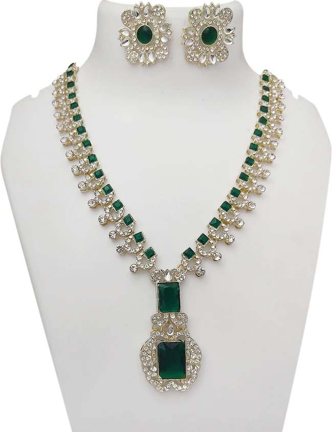 Gold Rani Haar design: इन दिनों ट्रेंड में है ये गोल्ड रानी हार डिज़ाइन, देखे लेटेस्ट कलेक्शन 4 Gold Rani Haar design: इन दिनों ट्रेंड में है ये गोल्ड रानी हार डिज़ाइन, देखे लेटेस्ट कलेक्शन