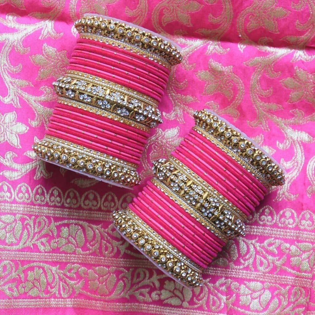 Bridal Bangle Designs: ब्राइडल लुक में चार चांद लगाएंगे ये चूड़ा डिजाइन