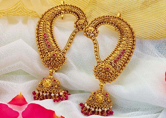 Maharashtrian Jhumka Design: ये 5 महाराष्ट्रीयन झुमके आपकी खूबसूरती में चार चाँद लगा देंगे