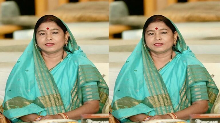 BHOPAL - जेखा ज़ेखा मोटाई चढ़ी है हम ओखा कचरबो करब - मध्य प्रदेश की पंचायत एवं ग्रामीण विकास राज्य मंत्री