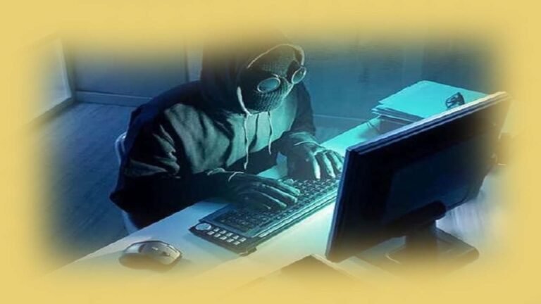 REWA : व्हाट्सअप पर खरगोन कलेक्टर की लगाई फोटो, मांगे रुपए, केस दर्ज