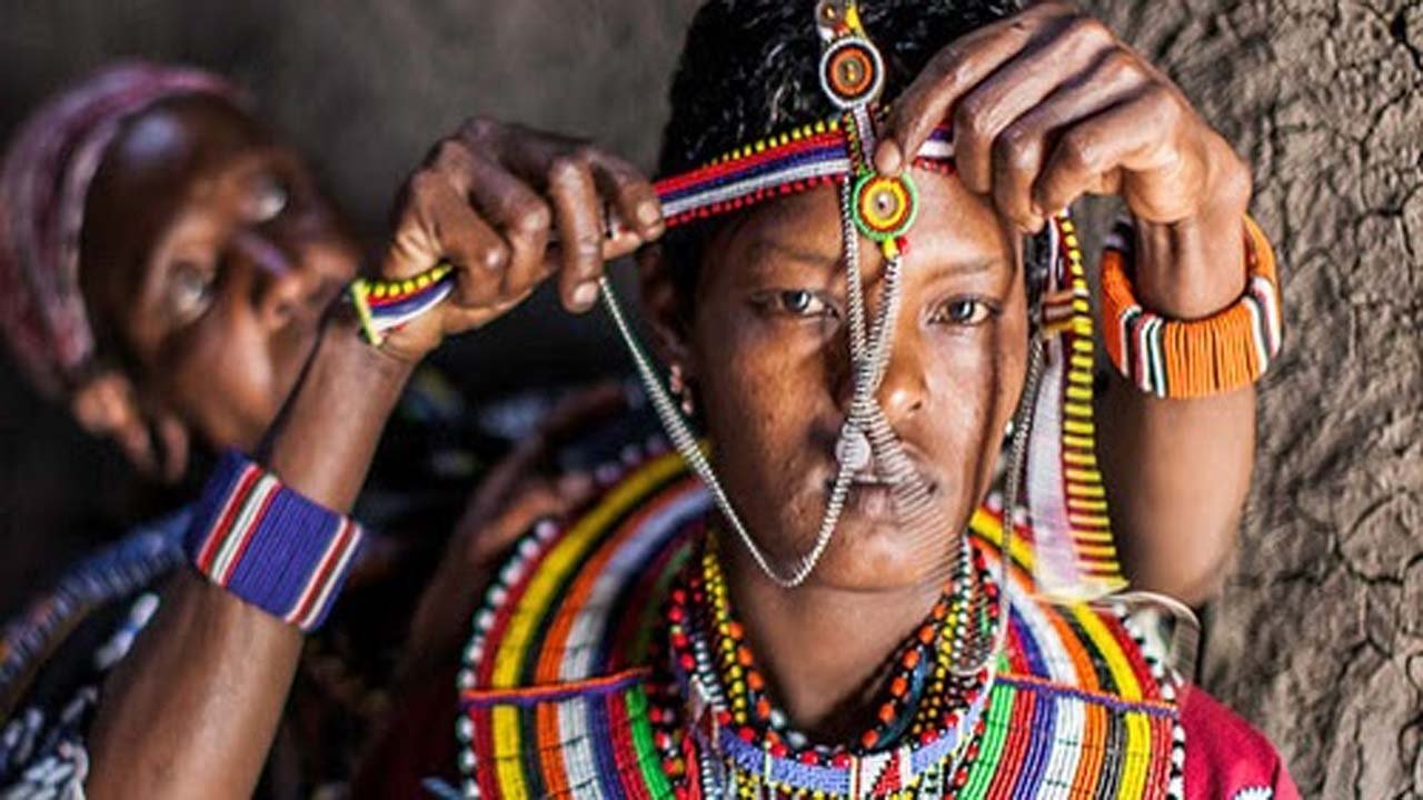 Before the wedding, the bride shaves her head, and the father spits on her chest. Learn about this strange tradition.