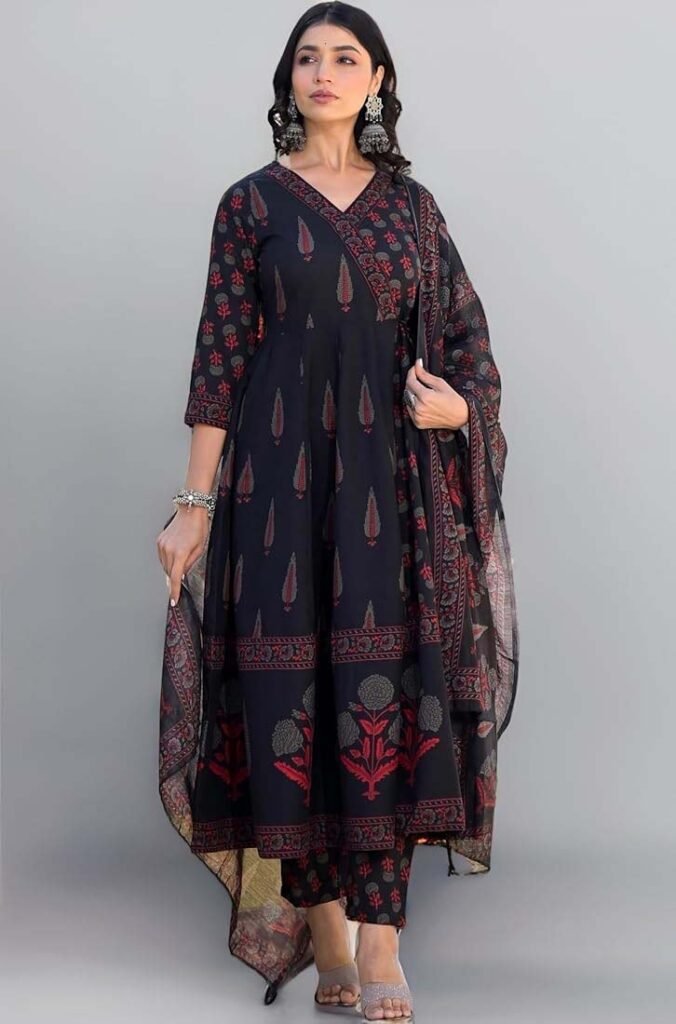 डिजाइनर Kurti Pant Set जो आपको बनाएंगे स्टार 4 डिजाइनर Kurti Pant Set जो आपको बनाएंगे स्टार