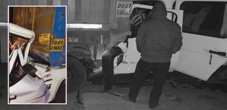 मैहर-NH 30 पर भीषण सड़क हादसा,2 लोगो की मौत 12 घायल