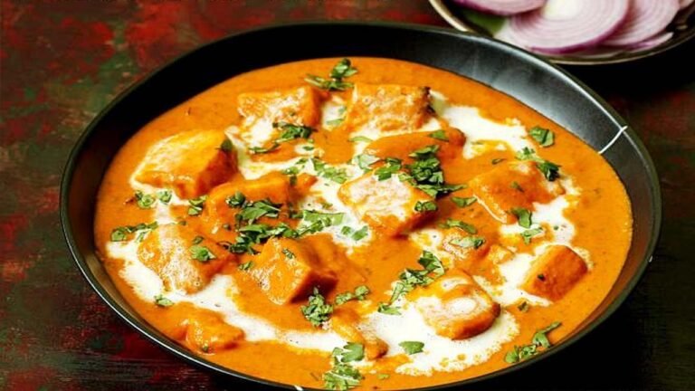 SINGRAULI - पंजाबी रसोई रेस्टोरेंट में पनीर बटर में निकली चिकन की हड्डी