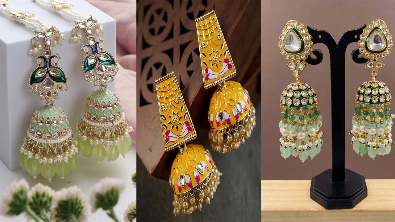 Jhumka Designs: अट्रैक्टिव लुक देने के लिए स्टाइल करें ये पर्ल वर्क वाले झुमके, देखें लेटेस्ट डिजाइंस